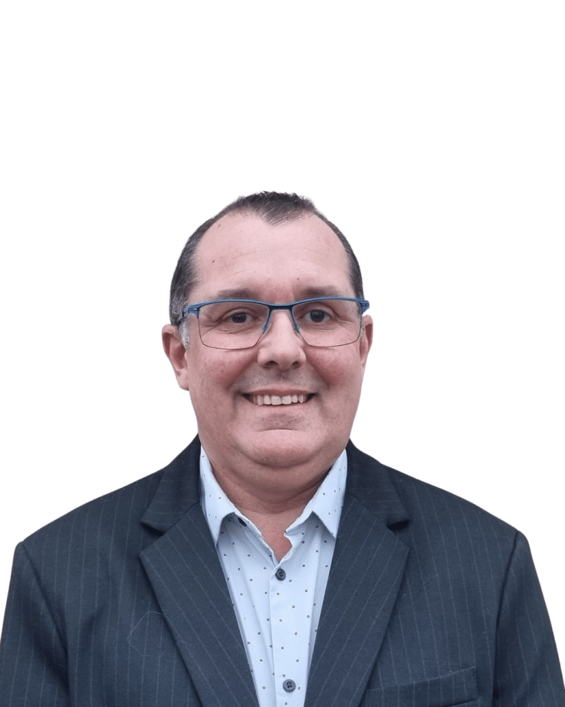 698f588c5f8fe063e9ed7adf_3. David Pierre - 53 ans - Technicien matières dangereuses