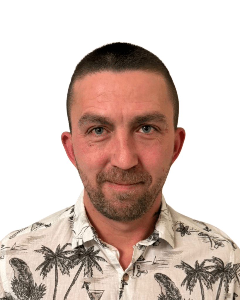 698f58904cd2e7e7205ee3c8_15. Alain Roesch - 39 ans - Accompagnant éducatif et social